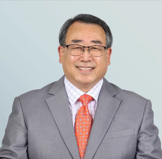 Kyu Hyun Lee